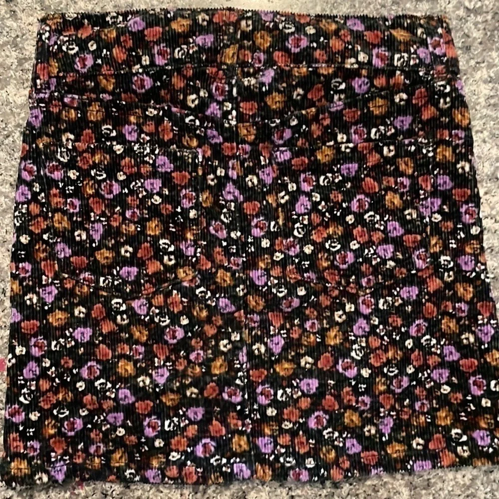 Girl’s corduroy floral skirt